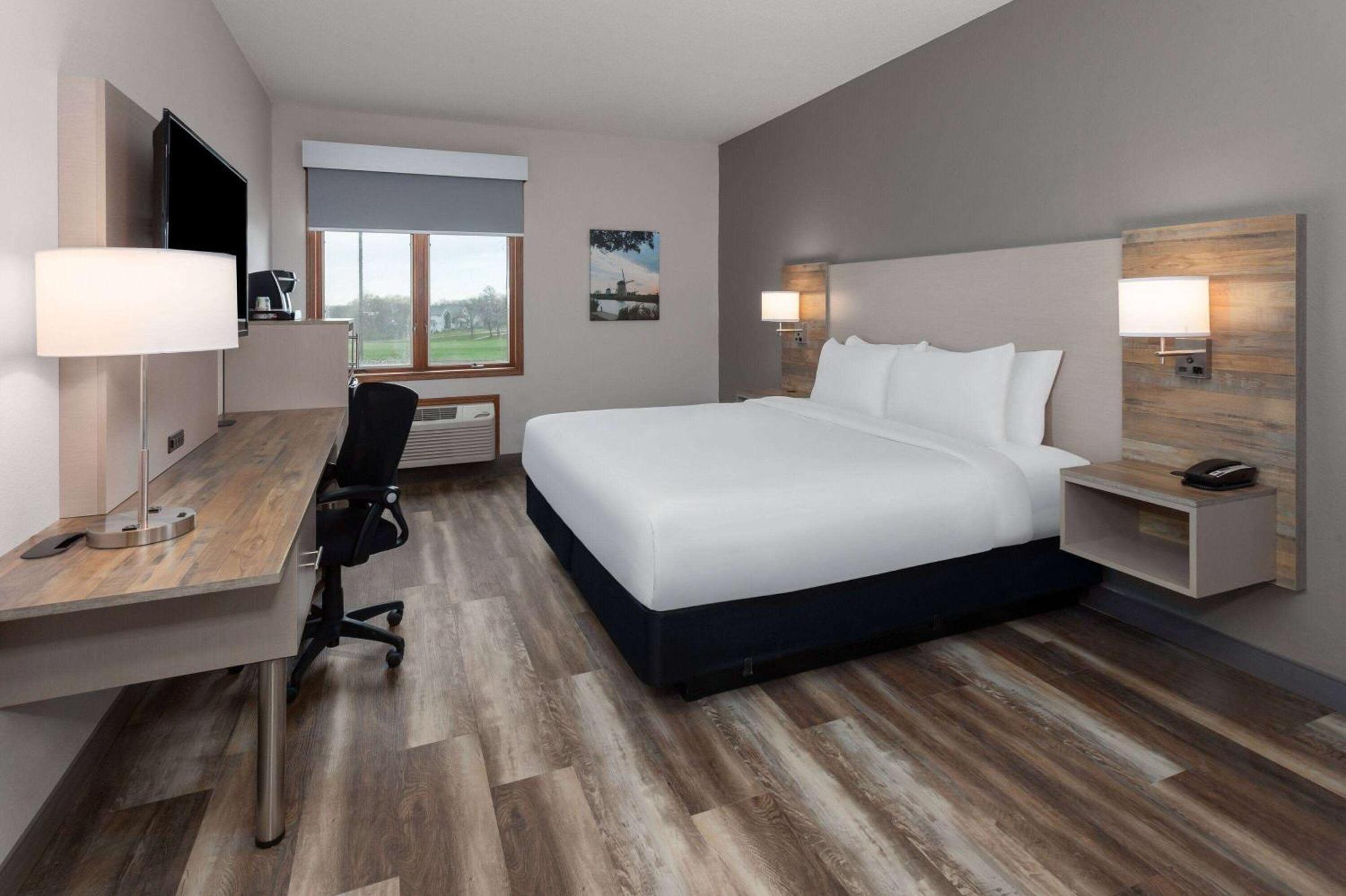 Links Bos Landen Hotel & Spa Of Pella, Trademark By Wyndham Exterior foto