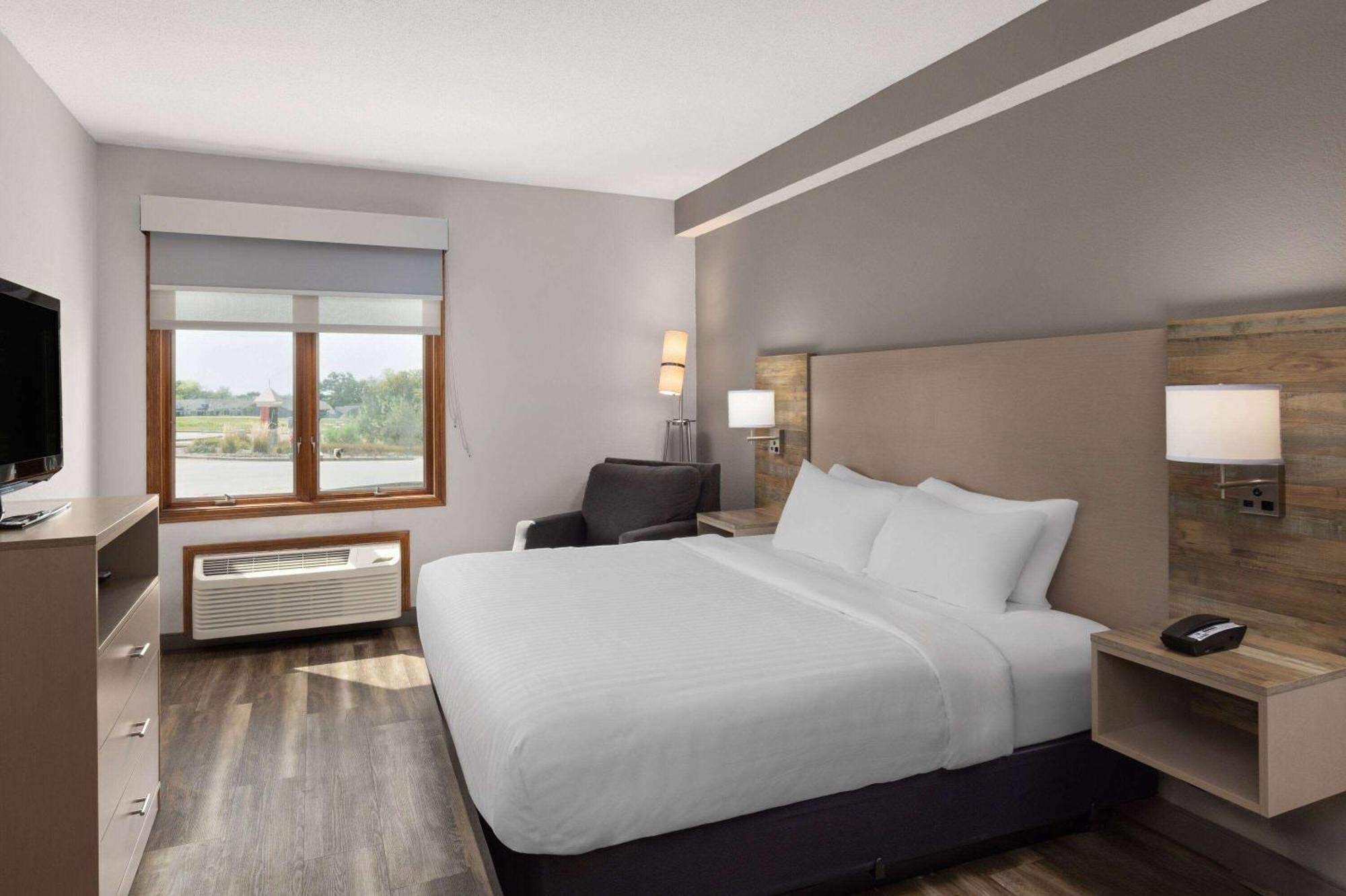 Links Bos Landen Hotel & Spa Of Pella, Trademark By Wyndham Exterior foto
